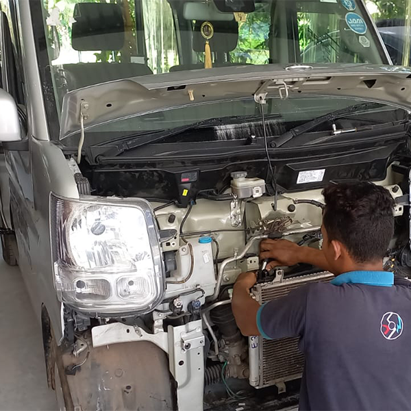 Accident Repair Center In Gampaha